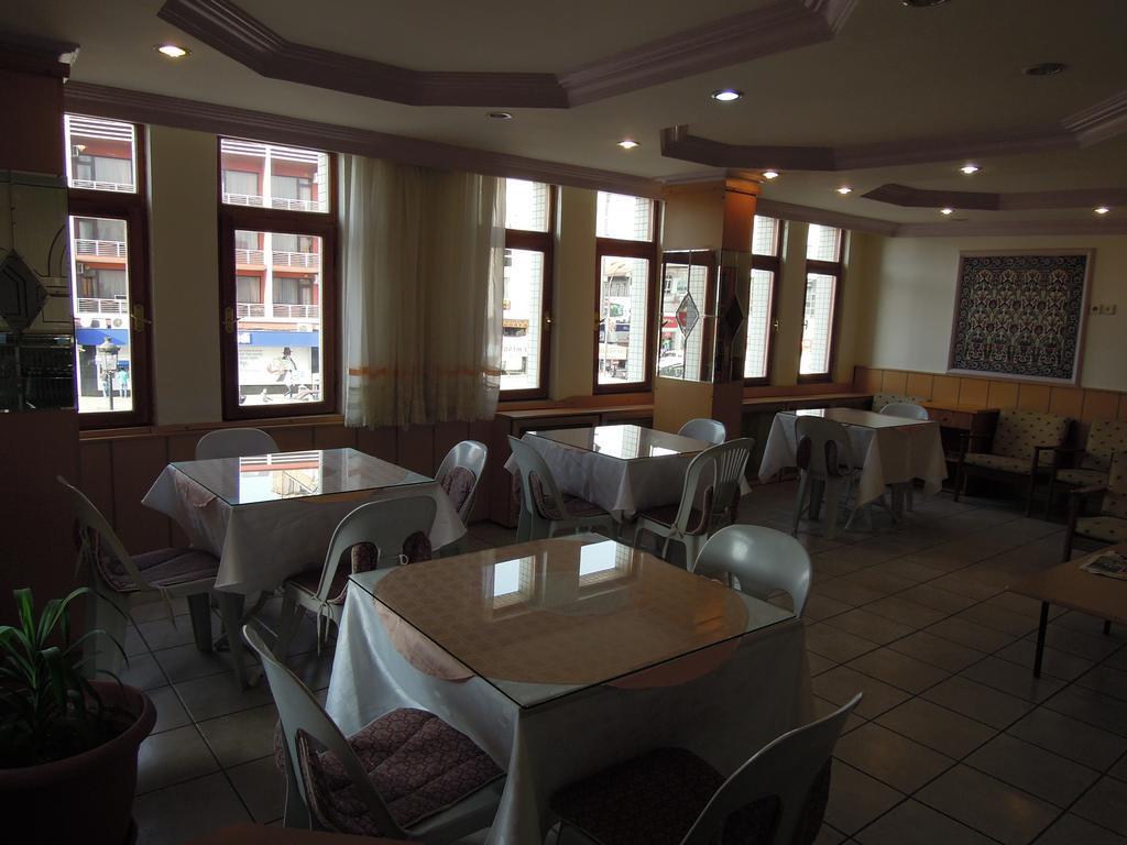 Ankara Hotel Konya Bagian luar foto
